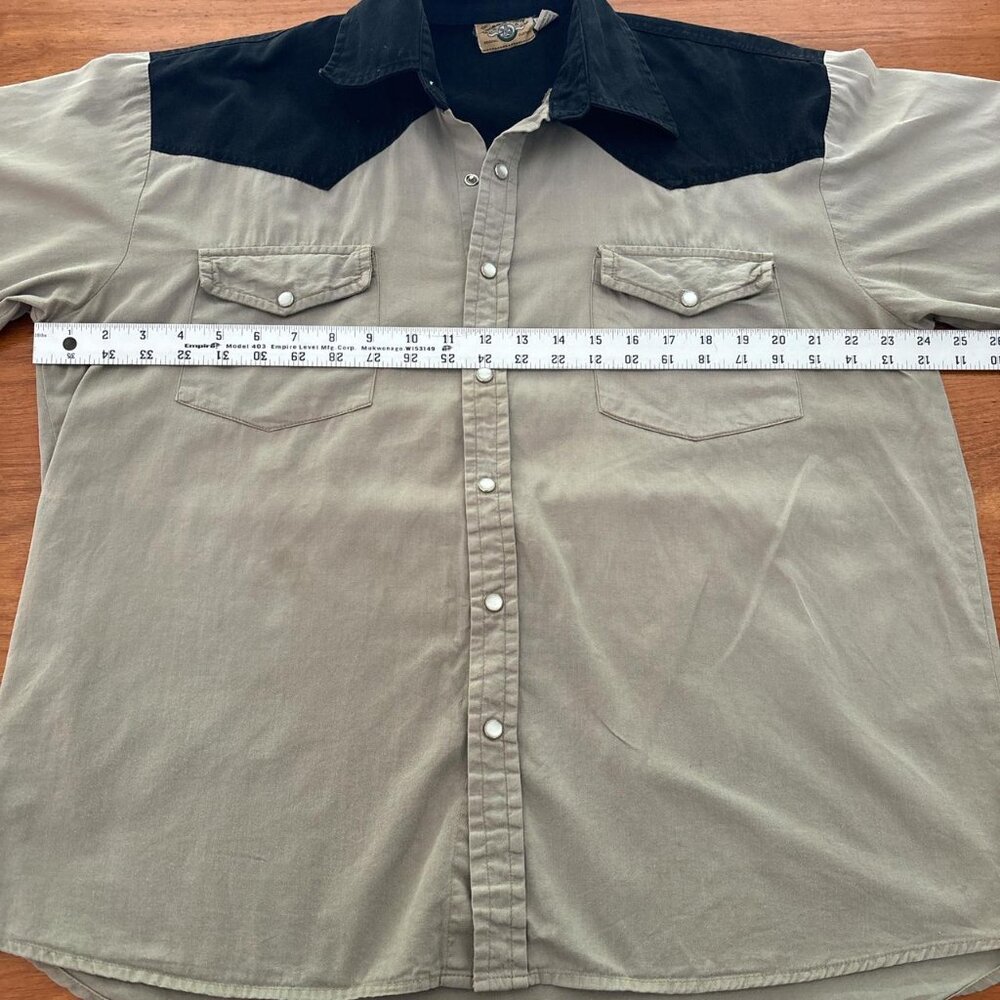 Moda Tech Button Up - image 5